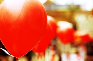 Red baloons for happiness